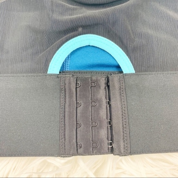 FABLETICS Robyn High Support Sports Bra - Picture 13 of 13